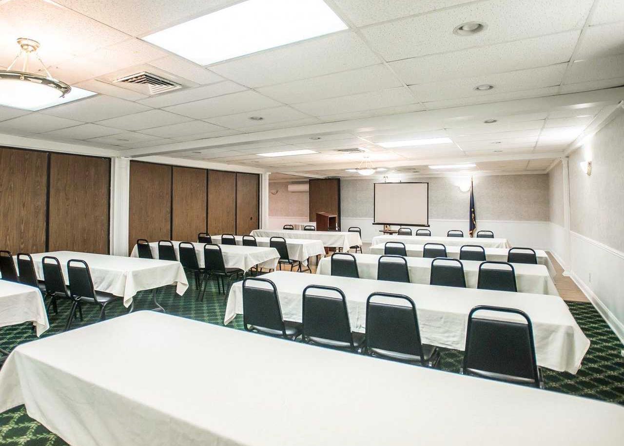 Photo of Econo Lodge Shamokin Dam Meeting Room